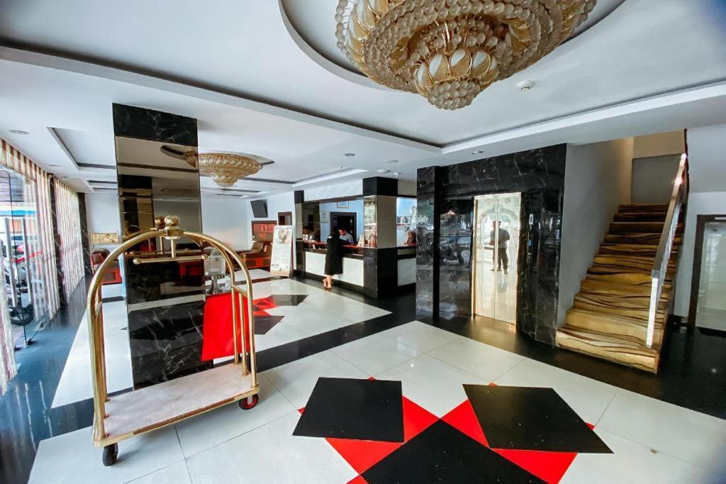 Lucky Star Hotel Ναγκόγια Εξωτερικό φωτογραφία